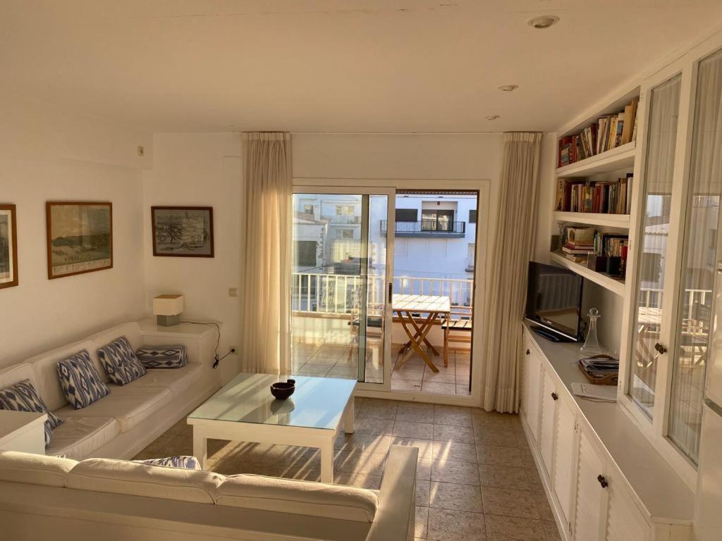 Port De'N Perris Apartment L' Escala Ngoại thất bức ảnh