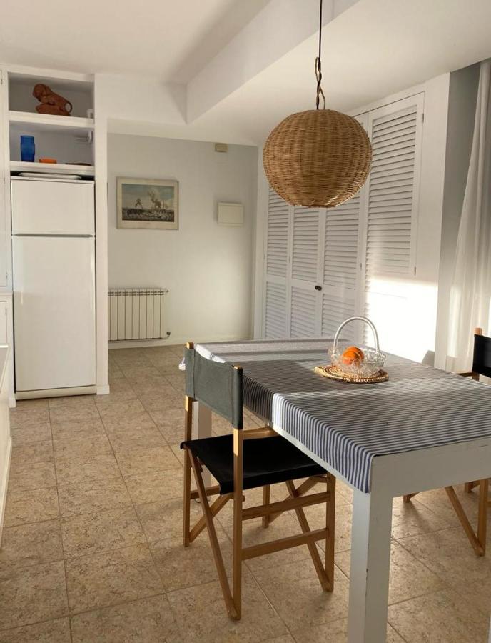 Port De'N Perris Apartment L' Escala Ngoại thất bức ảnh