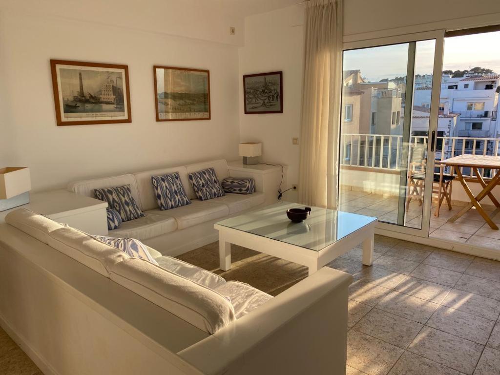Port De'N Perris Apartment L' Escala Ngoại thất bức ảnh